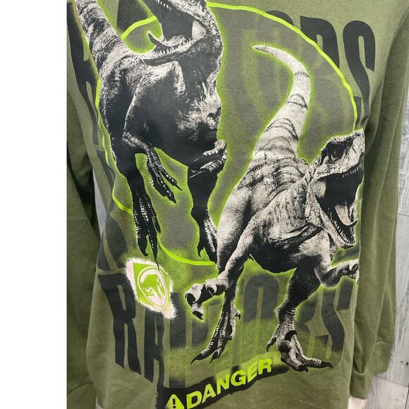 New NWT Jurassic World Dominion Mens XL Long Sleeve Raptor Dinosaur Sweatshirt - Picture 3 of 7